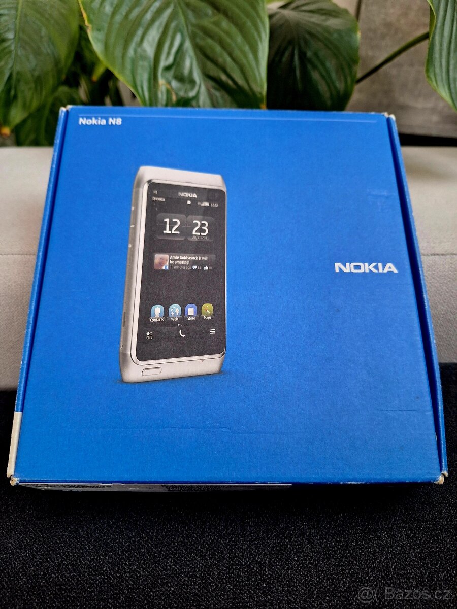 Nokia N8 Bronze .. komplet balení - 18