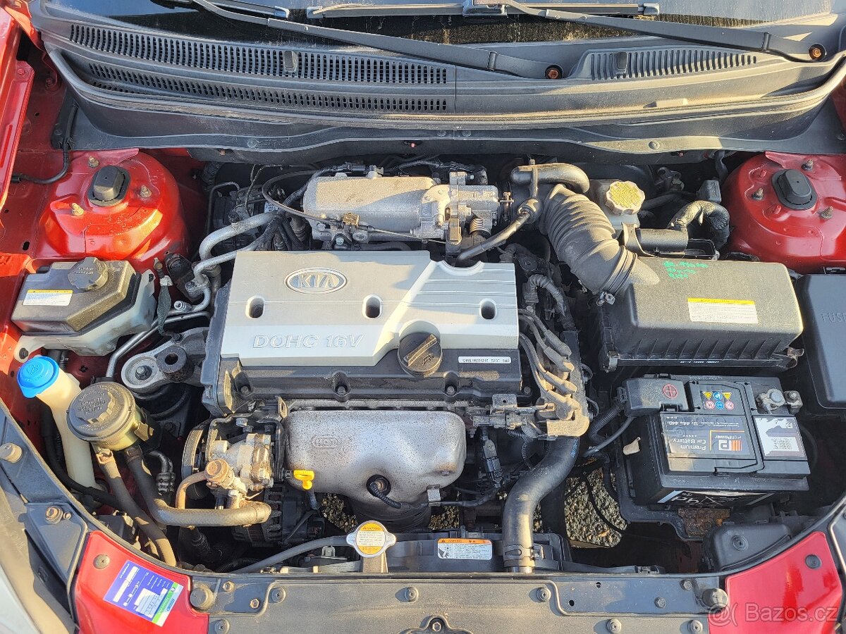 Kia Rio 1.4i 71kw nová STK - 18