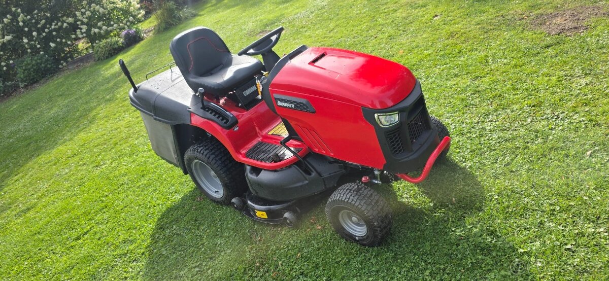 Briggs&Stratton SNAPPER RPX360 Travní traktor - 18