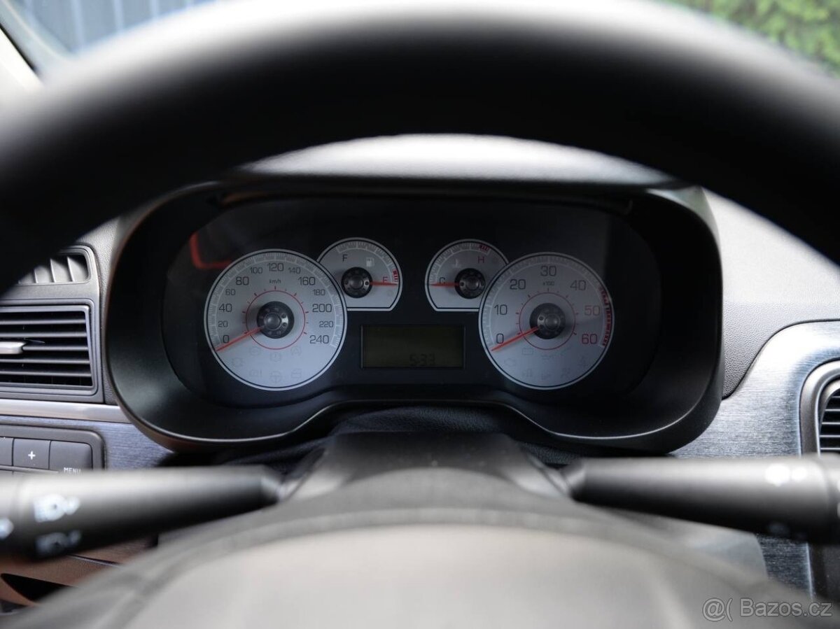 Fiat Grande Punto 1.9 MJT 130 SPORT - 18