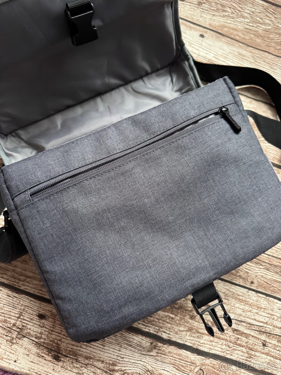 Nikon D3400 kompletní set - 18