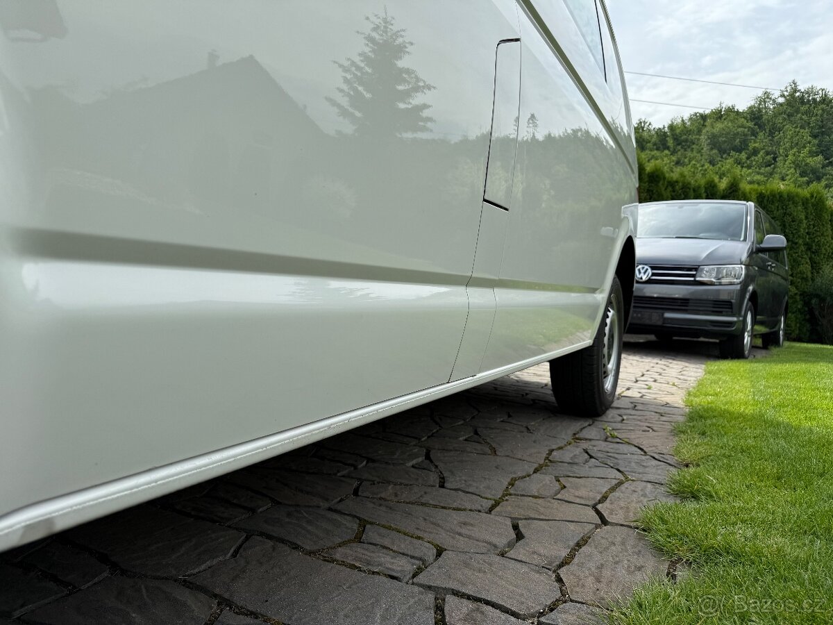 VW Transporter T6 229 tis.km Mixto barva Weis Multivan - 18