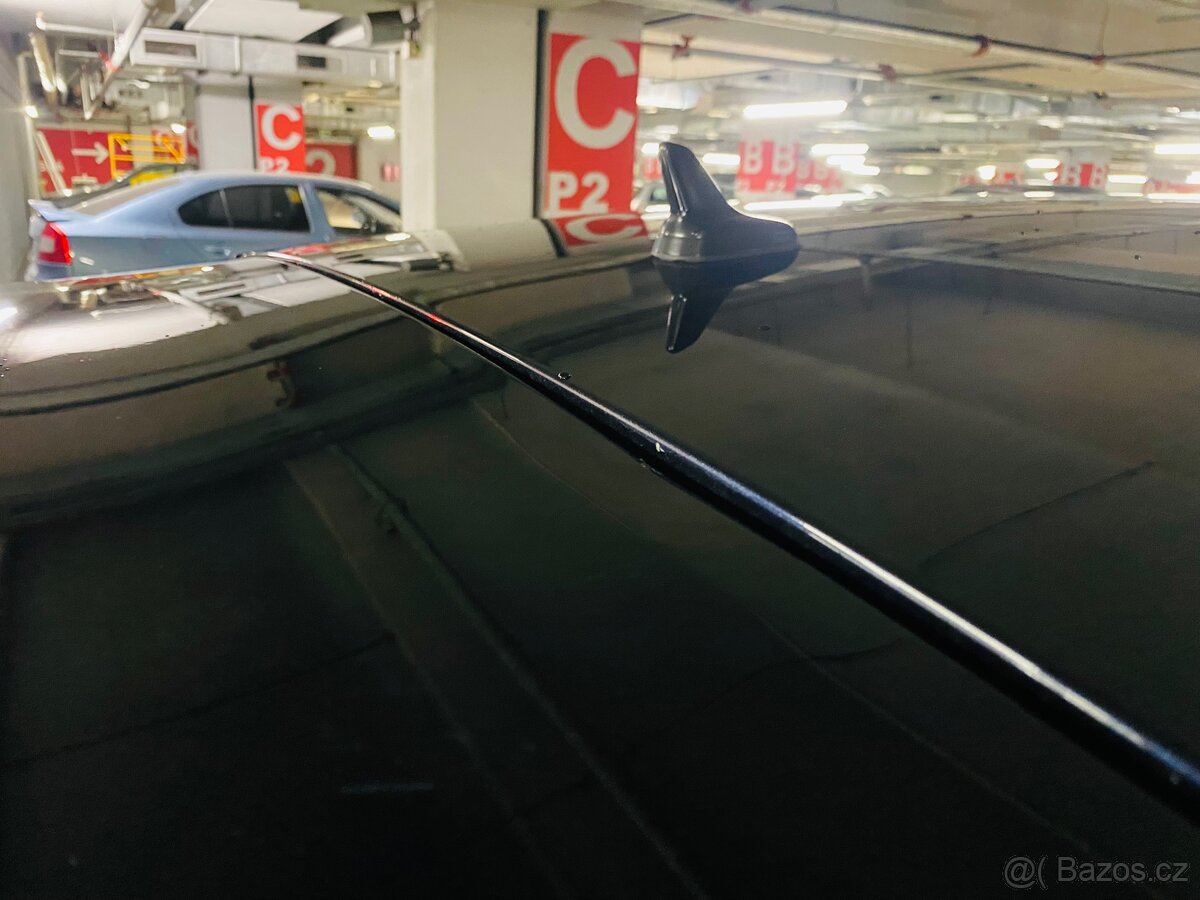 VW Golf Sportsvan 2.0 TDi 110kw DSG Lounge Cebia - 18