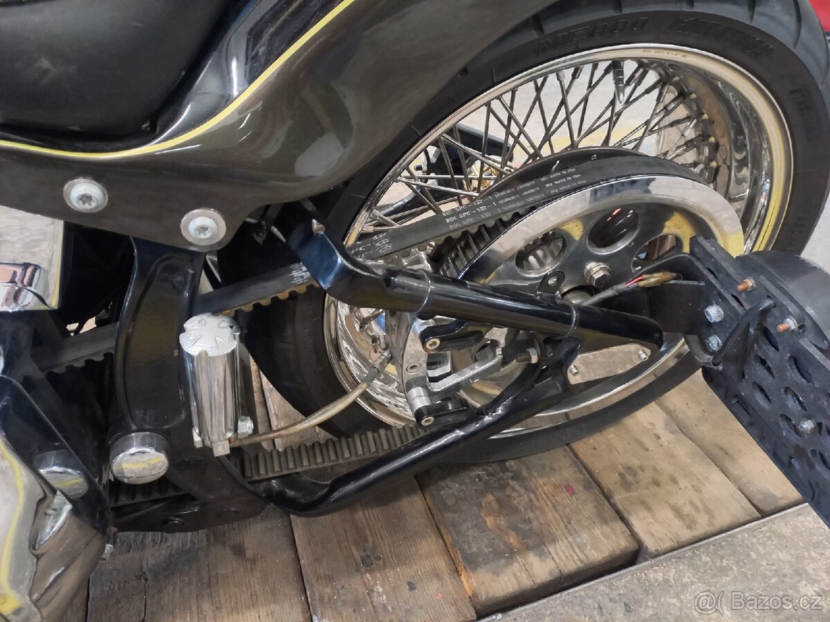 Harley Davidson stavba - 18