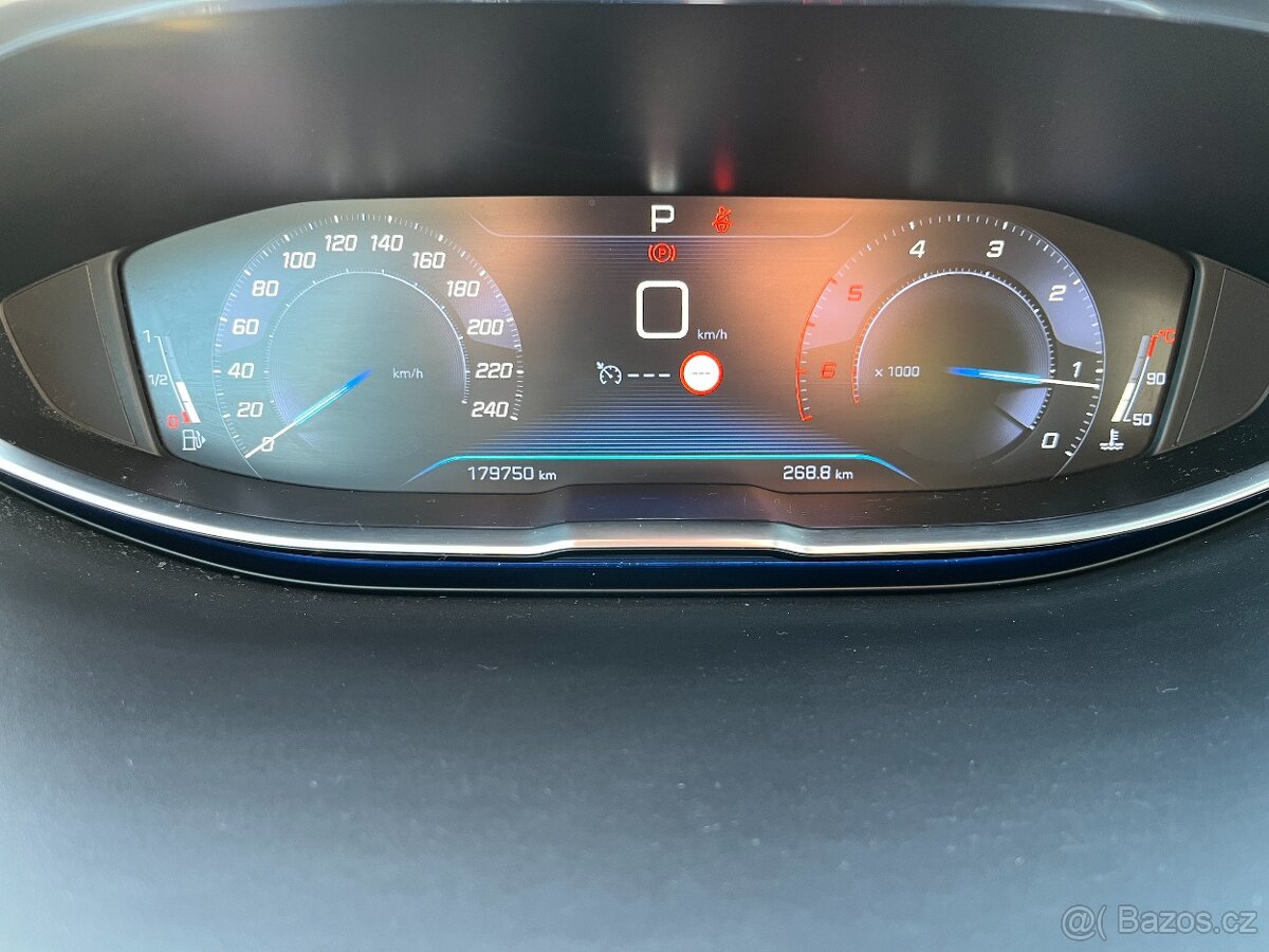 Peugeot 3008 1,5 HDI 96KW AUTOMAT 179TKM,rv 19 Allure - 18