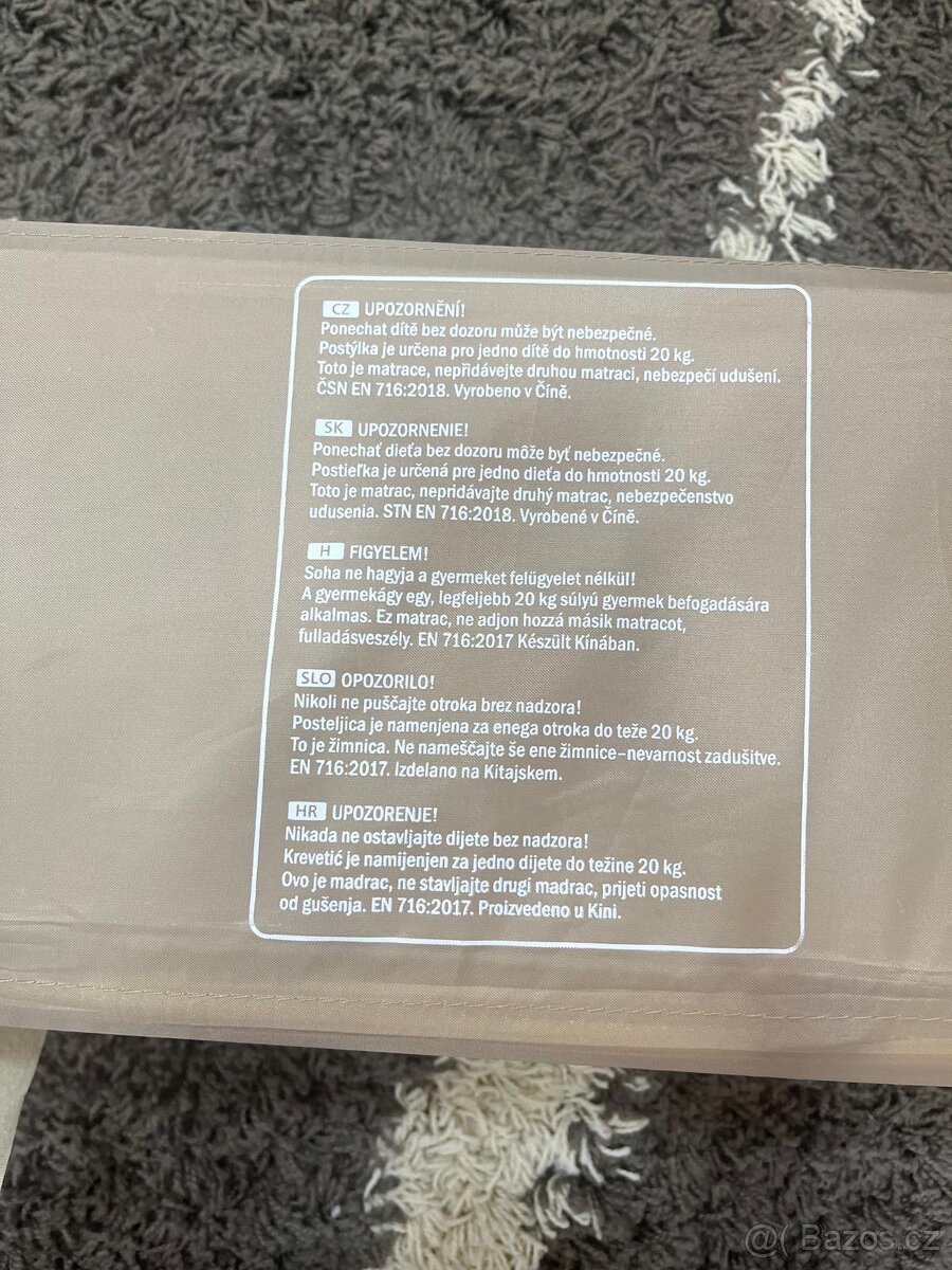 Cestovní postýlka - 18