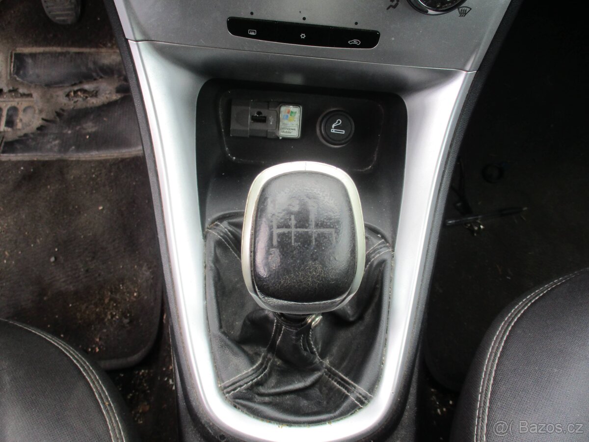 LANCIA DELTA 1,6JTD 88kw Oro bez koroze 12/2008 na díly nebo - 18