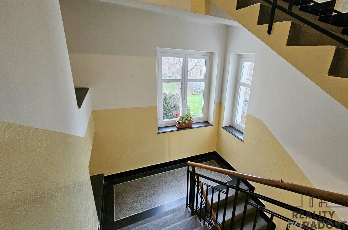 Pronájem bytu 2kk u metra Vysočanská - 18