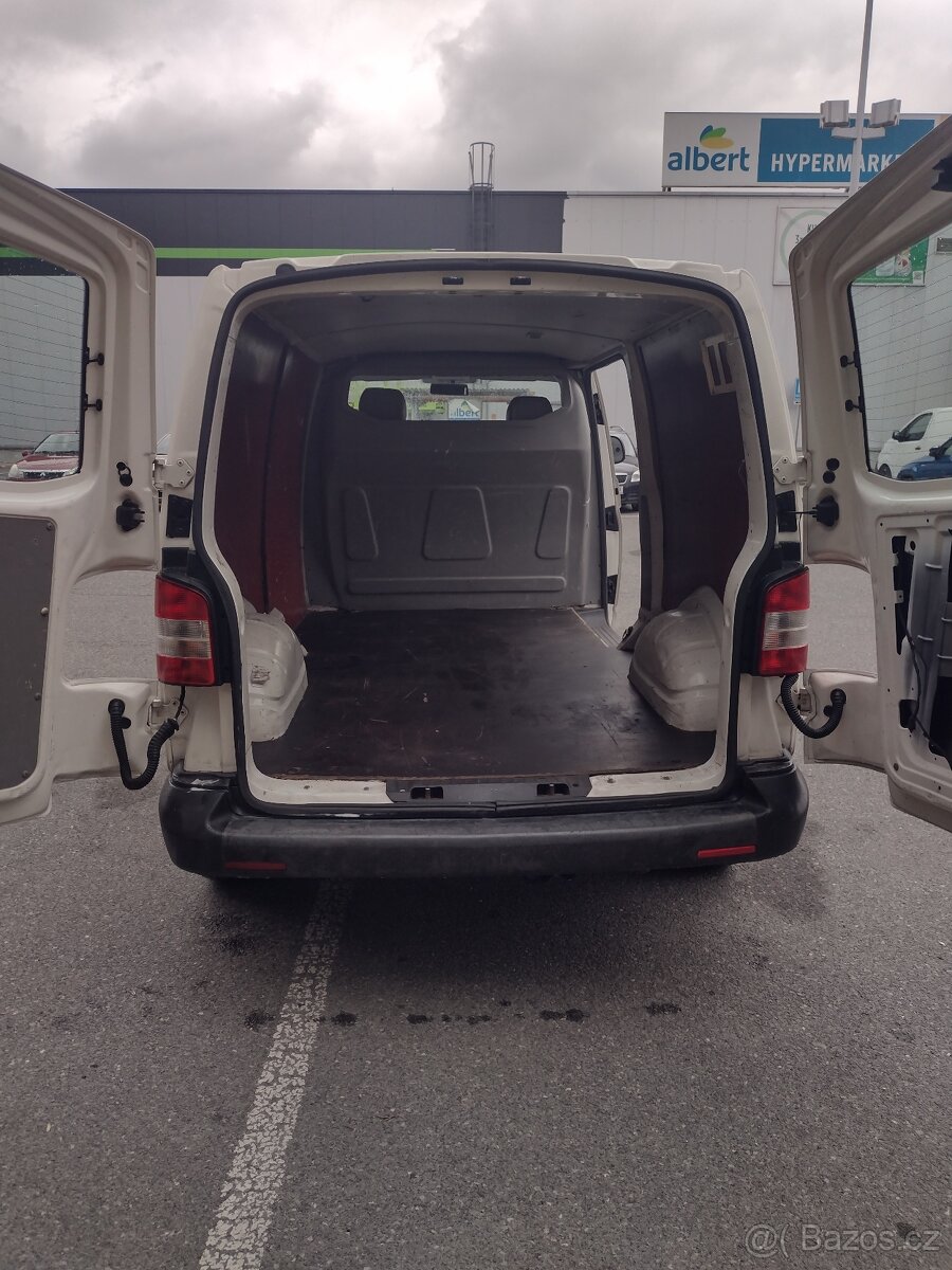 Volkswagen Transporter T5 2.0TDI - 18