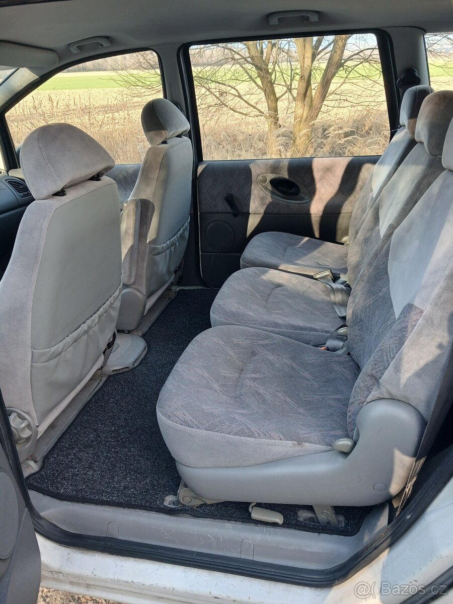 Ford Galaxy 2. Benzin,tažné - 18