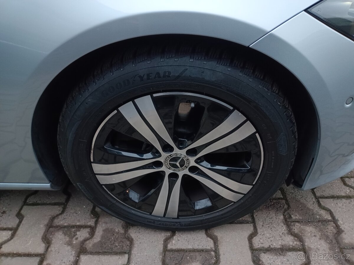 Mercedes-Benz C 220d 4MATIC AVANTGARDE - záruka Autodraft - 18