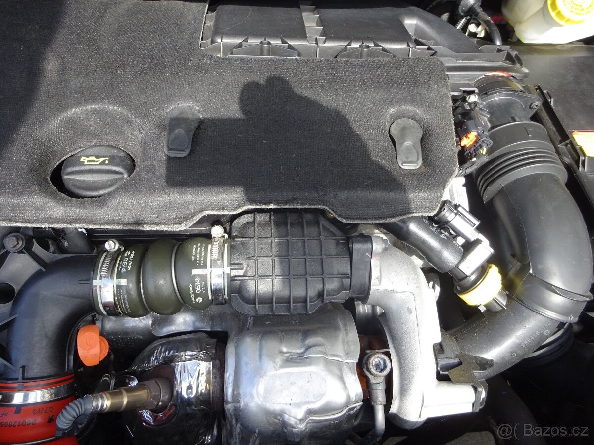 Peugeot 208 1,6 e-HDi - 18