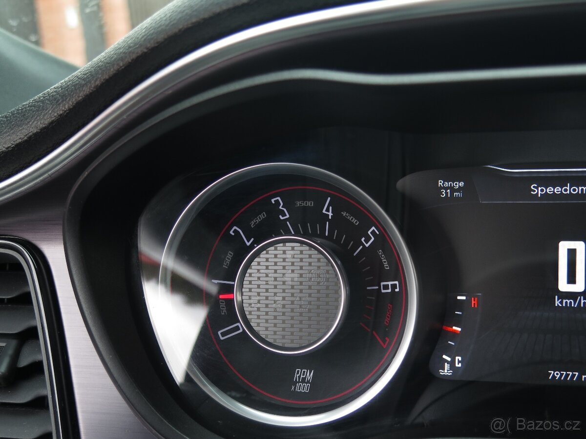 Dodge Challenger, 3.6 V6 - KRÁSNÝ STAV - DPH - 18