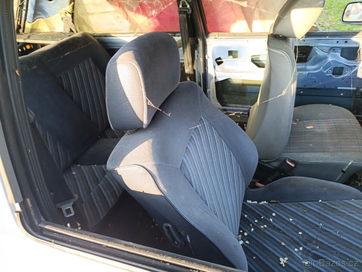 Díly na VW GOLF 2 - 18