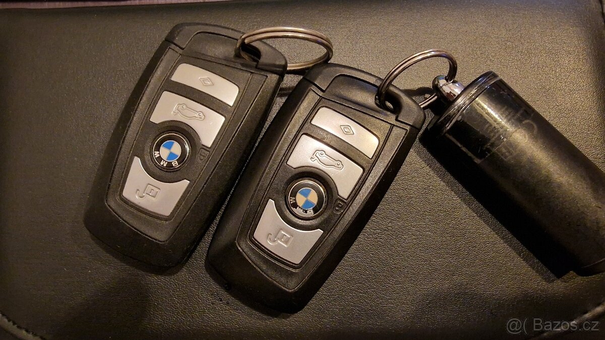 BMW Řada 5 F11 530D xDrive 190kw M packet Facelift r.v.2013 - 18