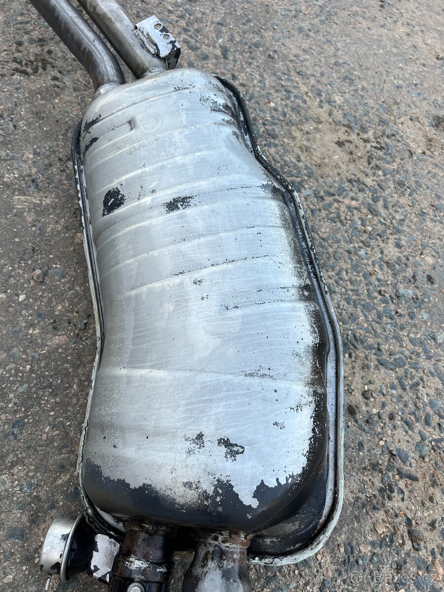 BMW e36 328i koncový díl výfuku 1740350 - 18