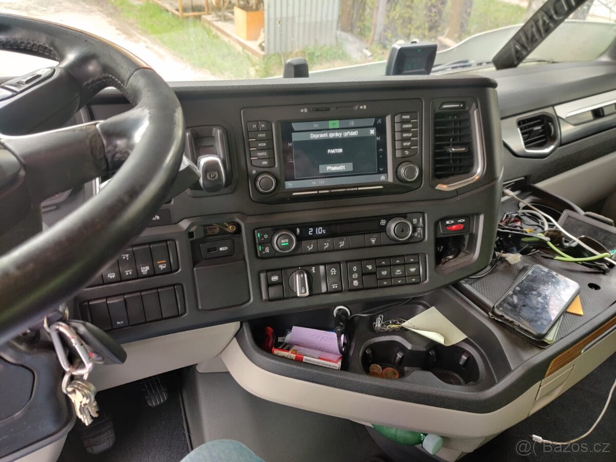 Tahač návěsů SCANIA S500 A6x2NB - 18