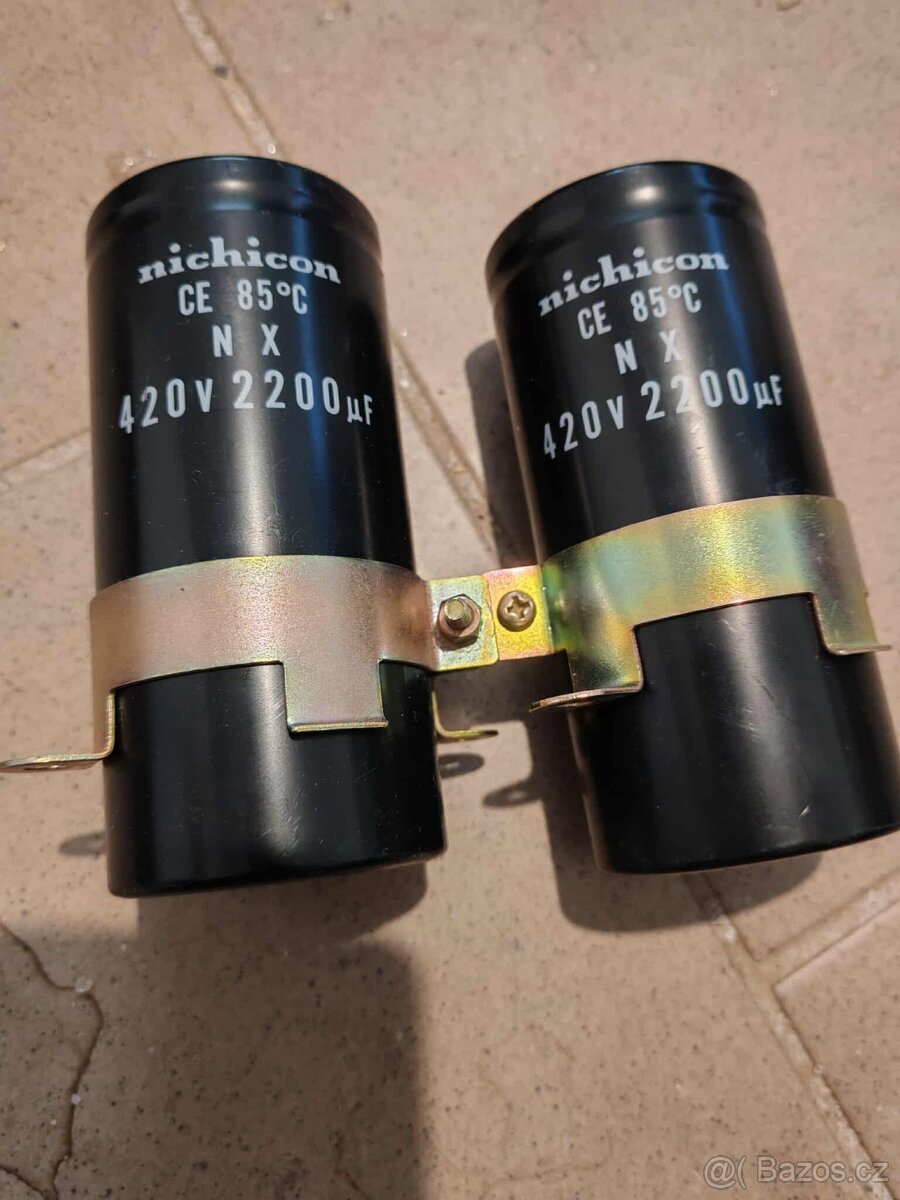 Veškeré elektrolytické kondenzátory - 18