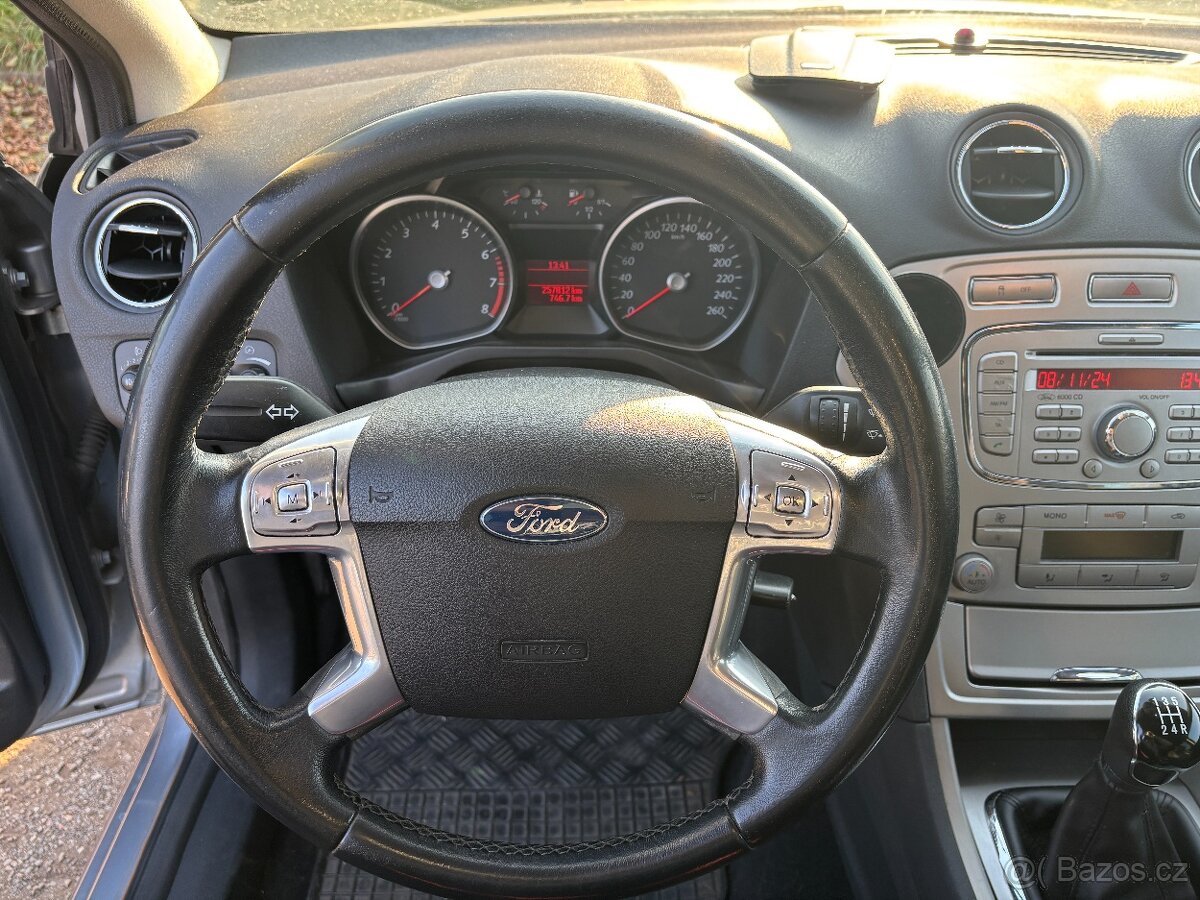 Ford Mondeo 2.0i AUT KLIMA - 18