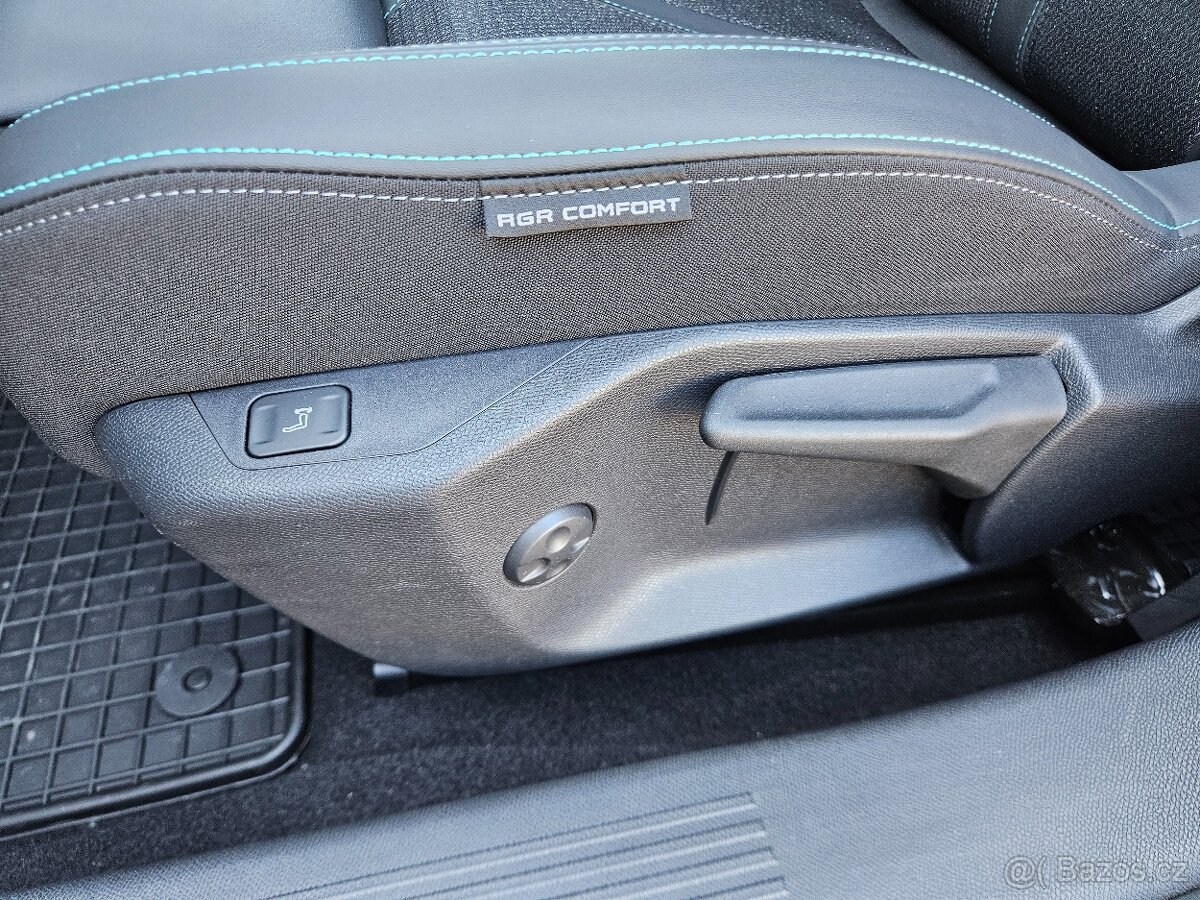 Peugeot 308SW 1.2 PT 130 ALLURE EAT8 - 18