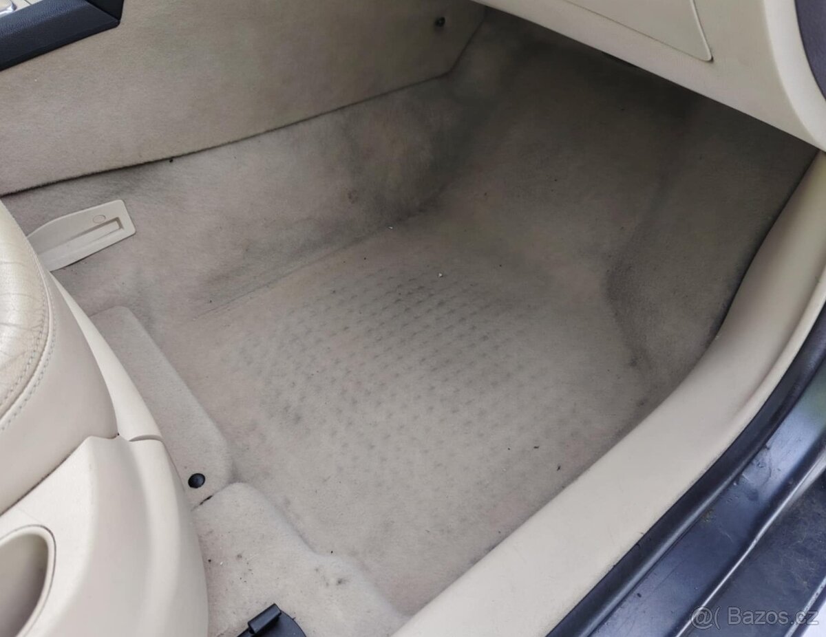 prodám béžový interiér do Škody Octavie 2 kombi - 18