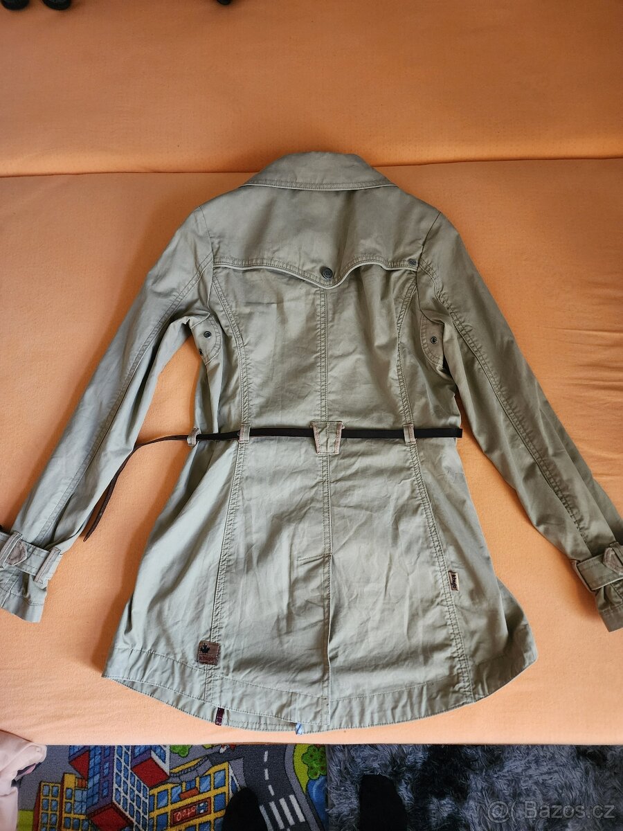 KHUJO jarní/podzimní kabátek trenčkot s páskem s logy - 18