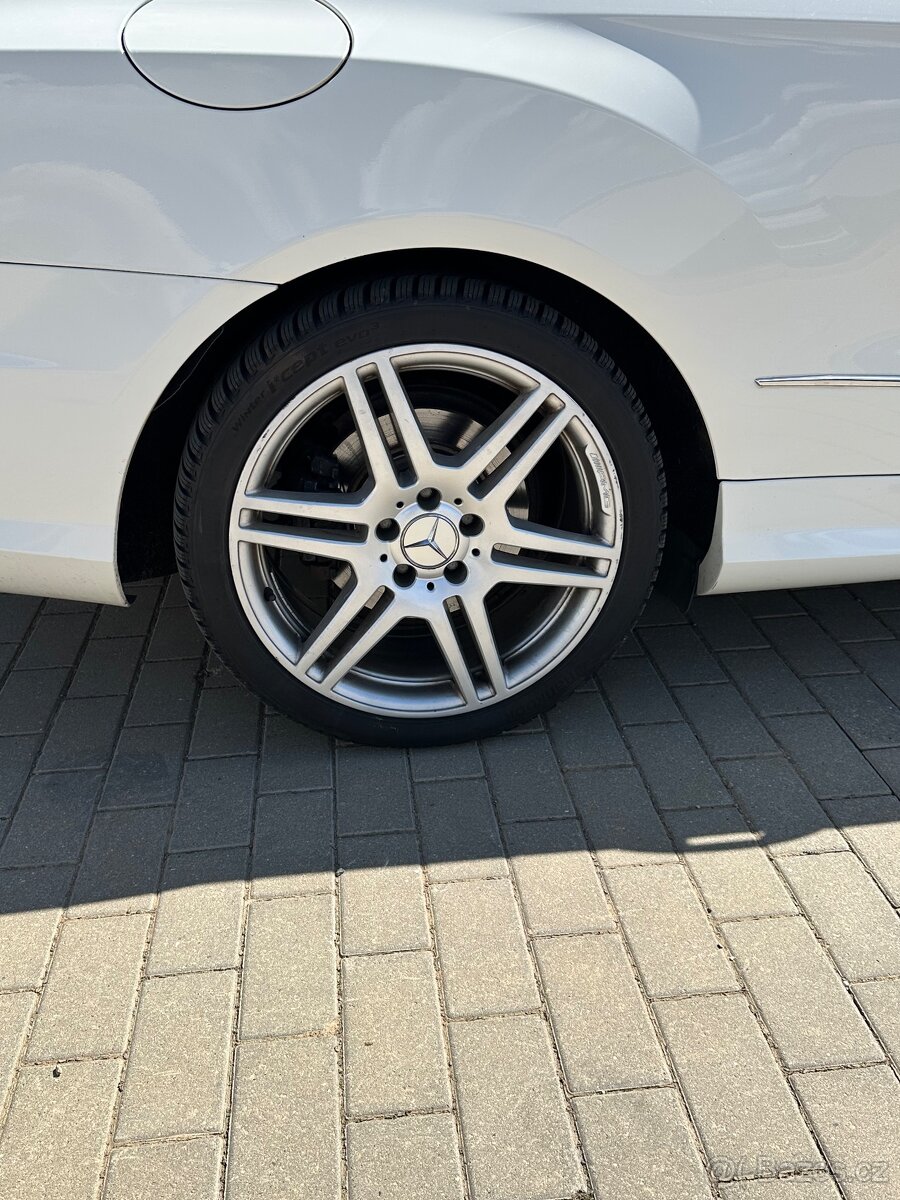 Mercedes-Benz E 350 cdi coupe, AMG paket, 170kW - 18