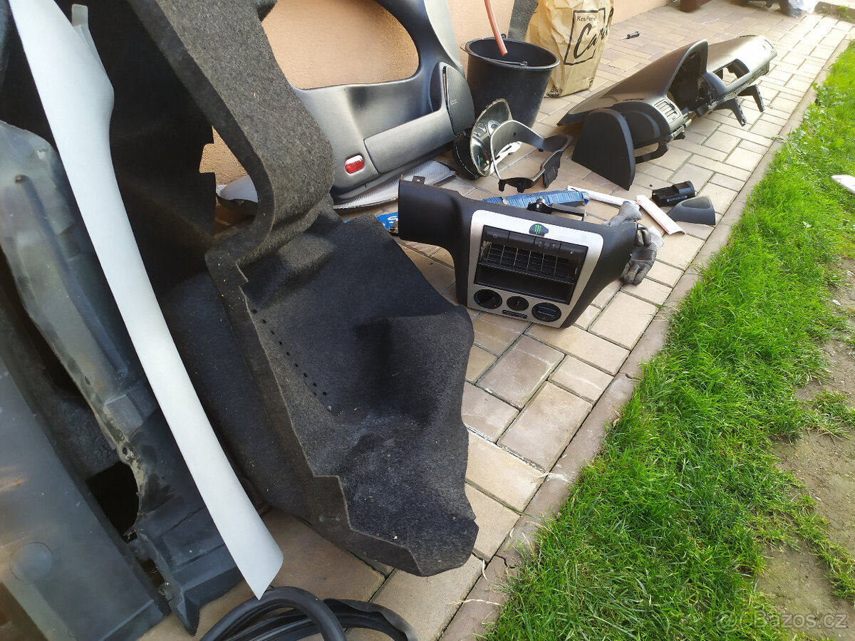 Škoda Octavia RS díly - 18