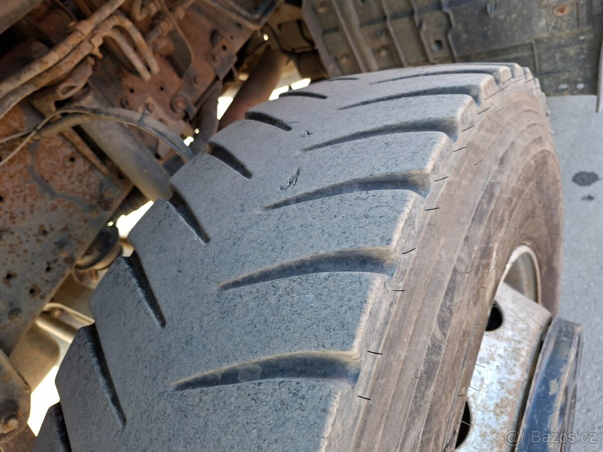 IVECO TRAKKER 450 8X4 - 18