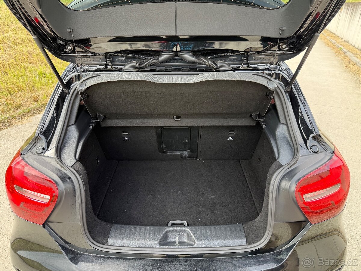 Mercedes Benz A45 AMG 4MATIC - 18