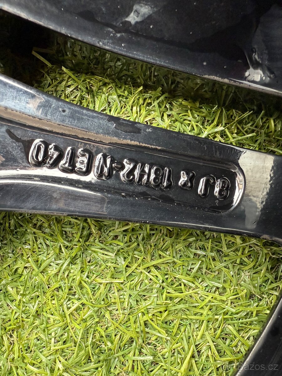 Mercedes AMG A/CLA/B CLASS - 225/45 R18 LETNÍ ORIGINÁL - 18