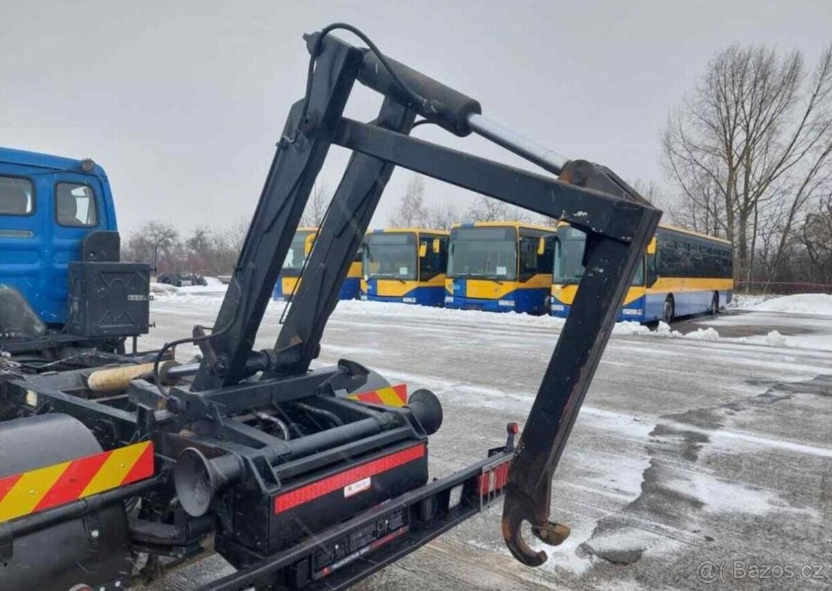 Prodám Nosič kontejnerů Avia D100 - 18