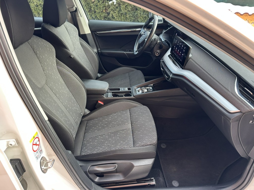 Škoda Octavia 2.0 TDi 110kW DSG - 18