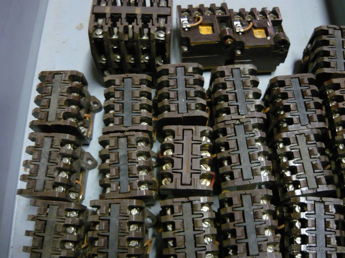 STYKAČ SIEMENS a ABB 90 kč - 18