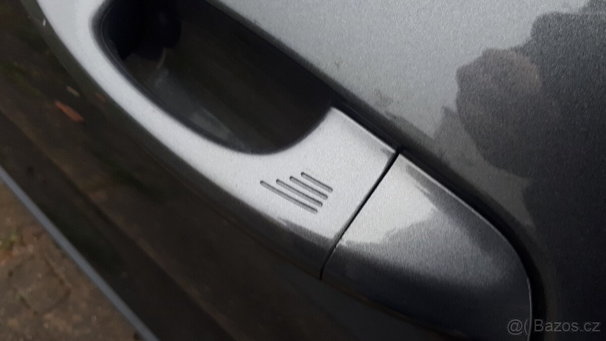 Ford Mustang 5.0 V8 330kW r.v. 2020 EU VERZE - 18