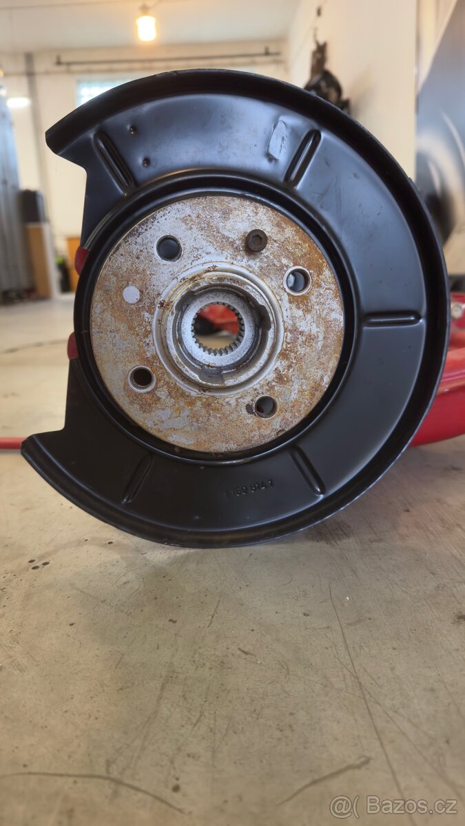 BMW e30 zadní a přední náprava - 18