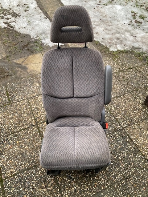 Chrysler Voyager III sedačky a lavice - 18