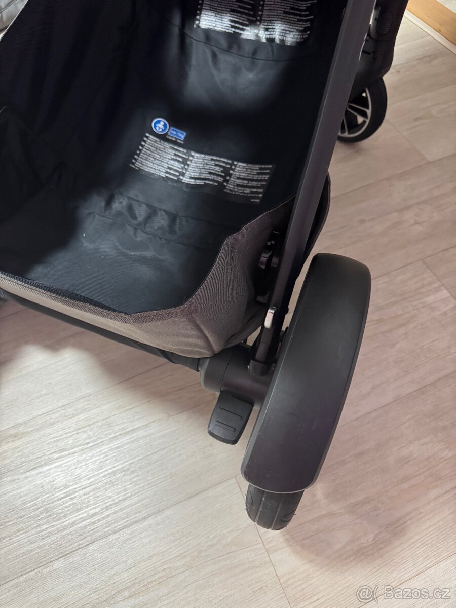 Kočárek NUNA DEMI GROW Oxford – rok používaný, skvělý stav - 18