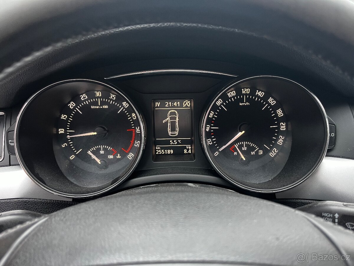 Skoda superb 2 combi 1.6tdi 77kw - 18