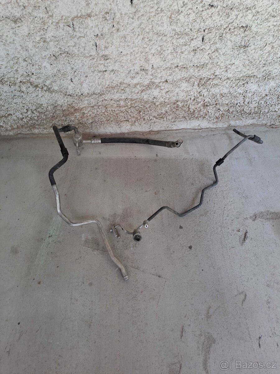 Prodám náhradní díly na Audi A3 r.v.1998 - 18