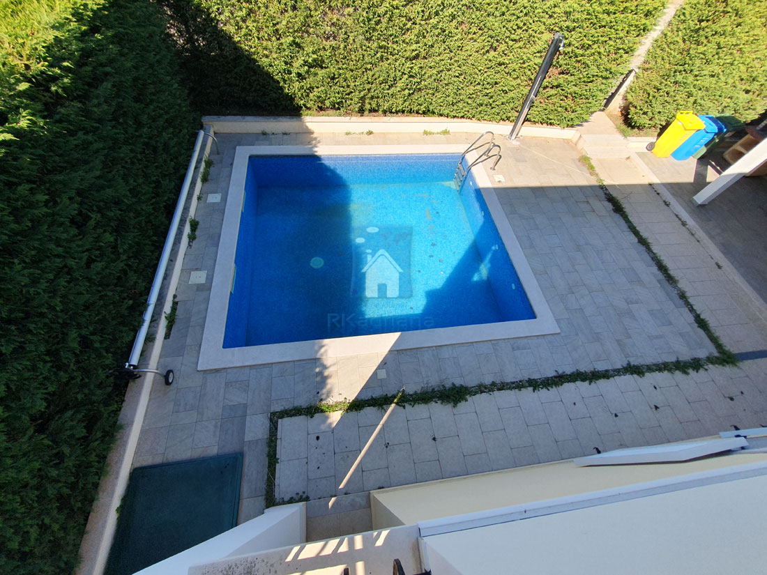 Prodej domu s bazénem, Chorvatsko, 115 m2 - 18