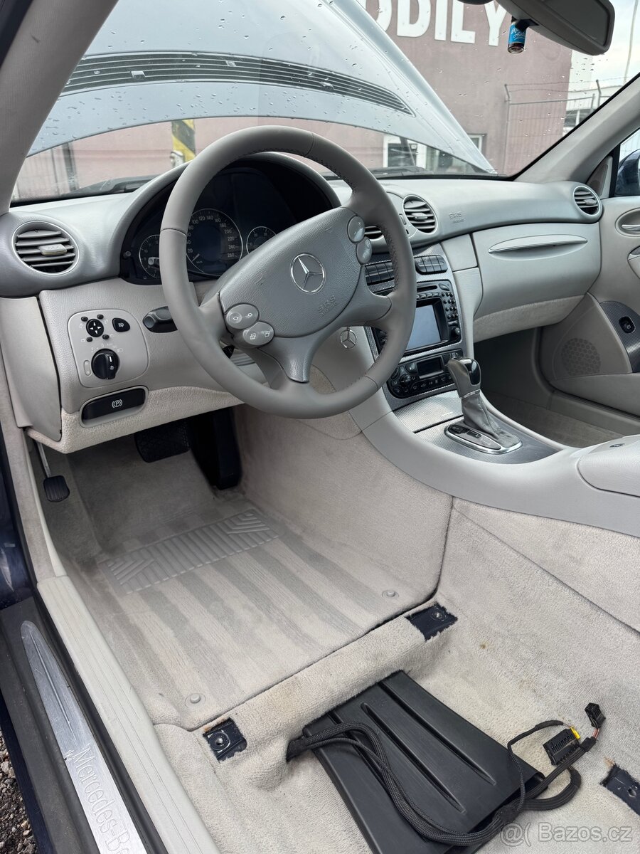 Mercedes-Benz Clk 270cdi - Avantgarde - 18