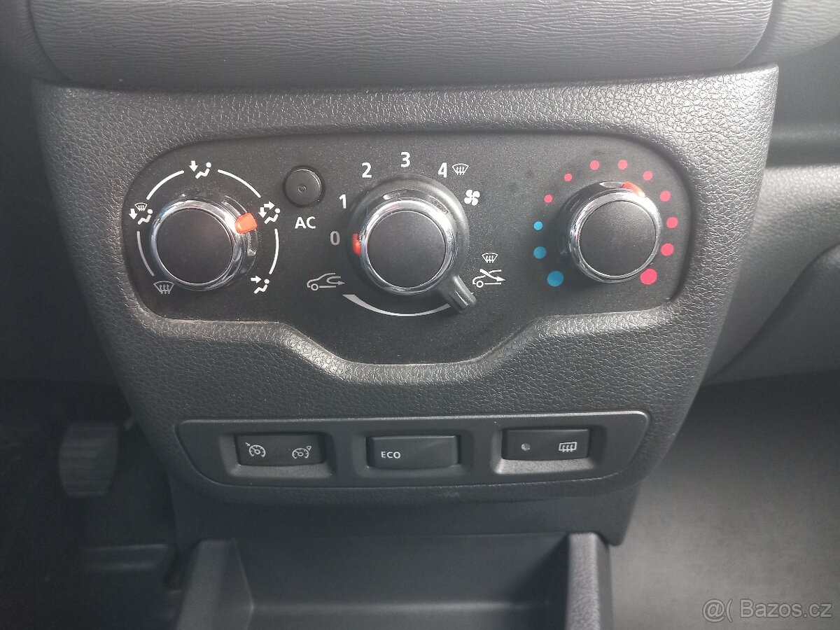 Dacia Lodgy 1.2TCe 1.MAJ. KLIMA NAVIGACE TAŽNÉ NOVÁ STK - 18
