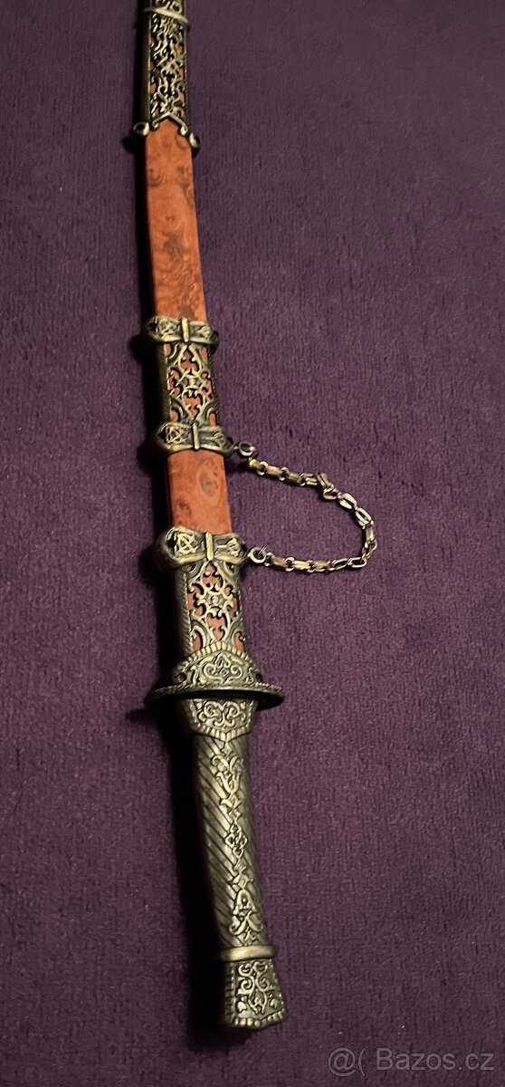 Sada 3 dekorativních mečů/dýk – 50 cm + 60 cm - 18