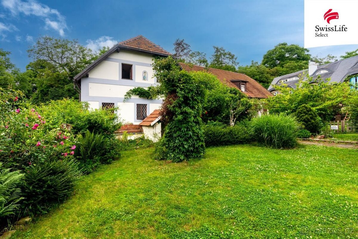 Pronájem rodinného domu 364 m2 Trojská, Praha - 18