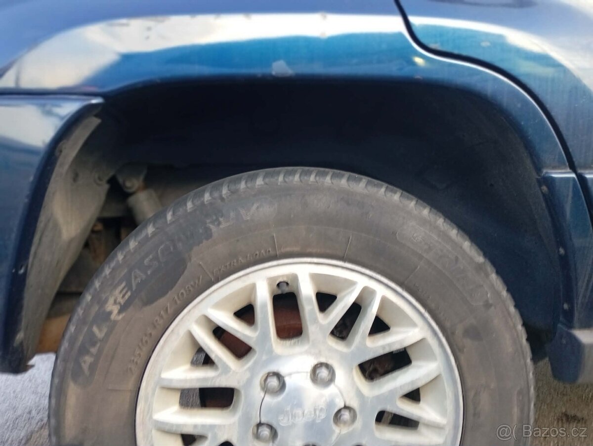 Jeep grand Cherokee Laredo - 18