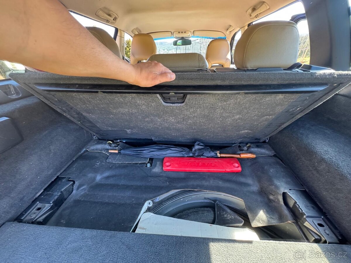 Volvo V70 2.4D 2003 4x4 automat,292.000 - 18