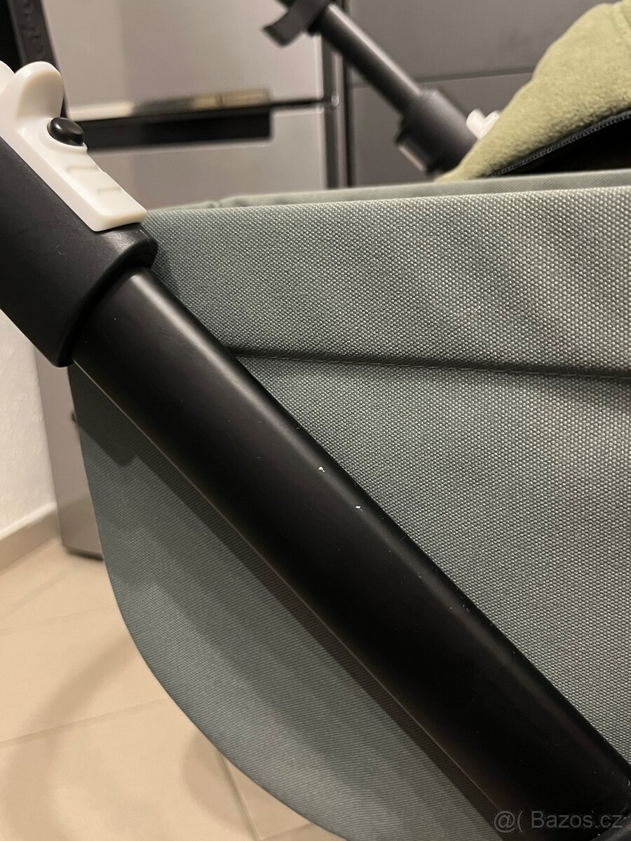 Bugaboo Donkey 5 s příslušenstvím - 18
