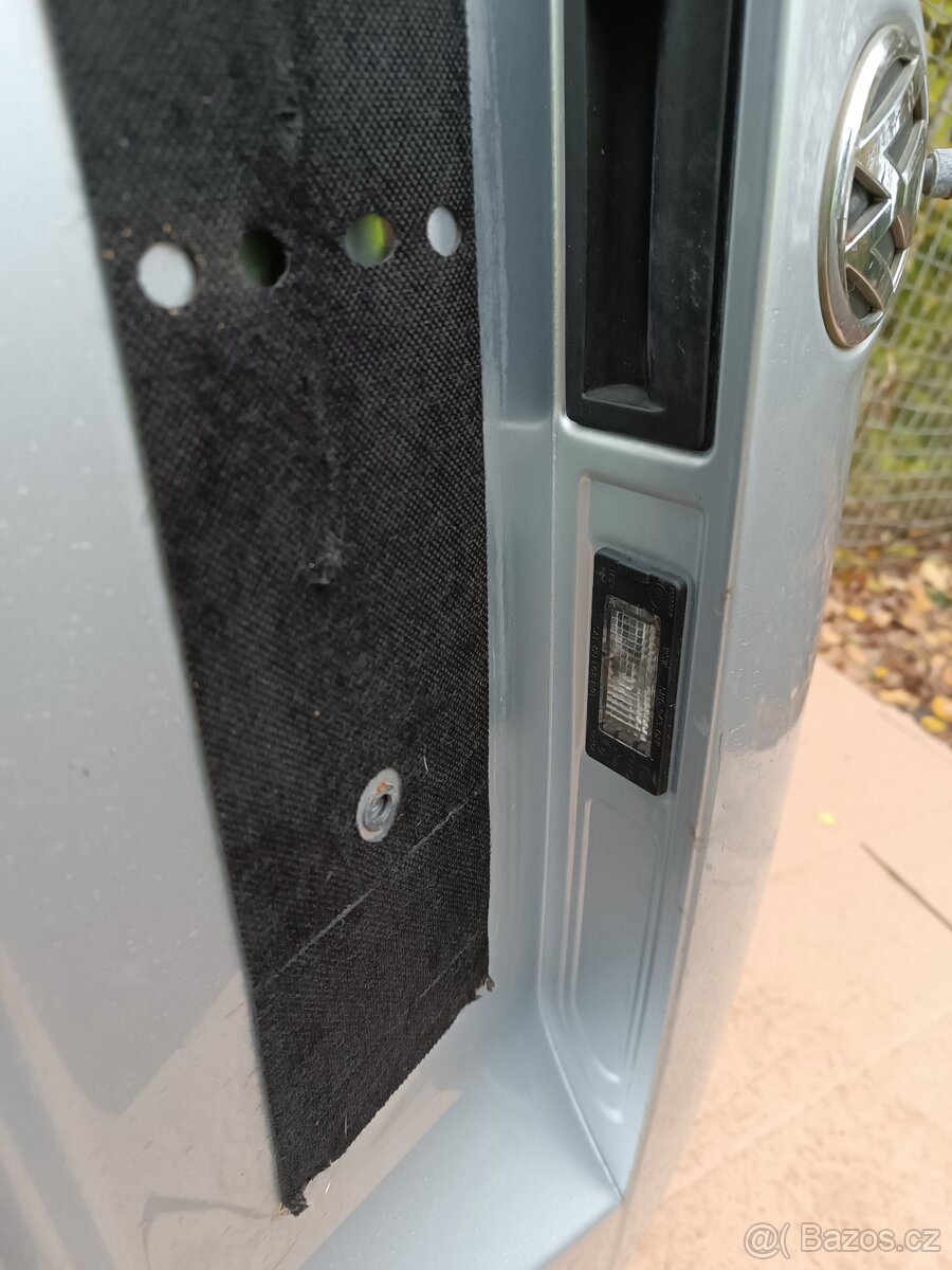 VW Golf 5 combi ,variant - páté dveře, víko kufru - 18