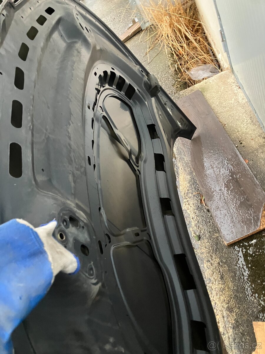 Predni kapota skoda kodiaq haubna cerna na kyt - 18